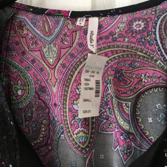 NWT Purple Paisley Batwing Blouse - Picture 3 of 5